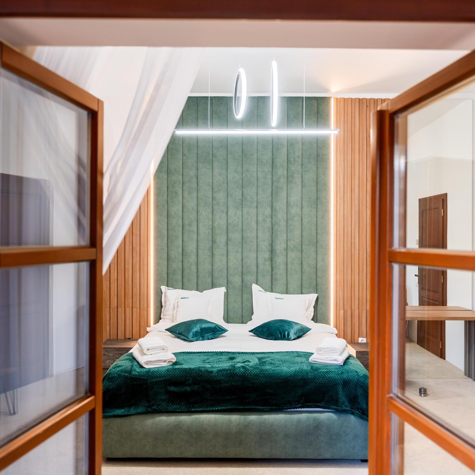 Wanderer Sighisoara Hotel Bagian luar foto