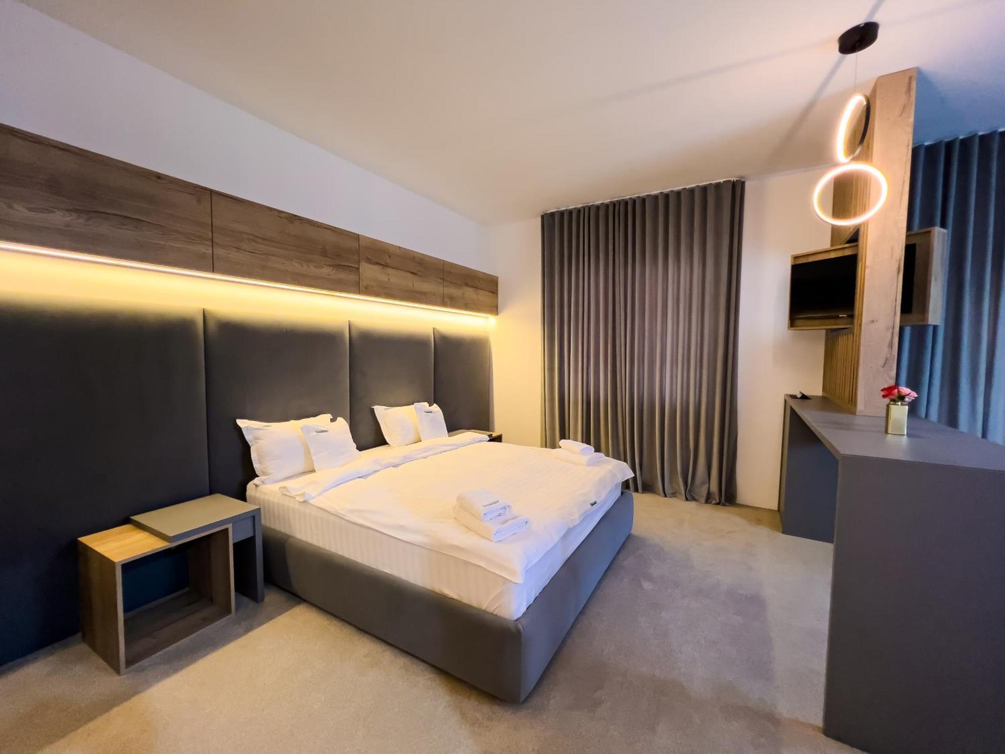 Wanderer Sighisoara Hotel Bagian luar foto