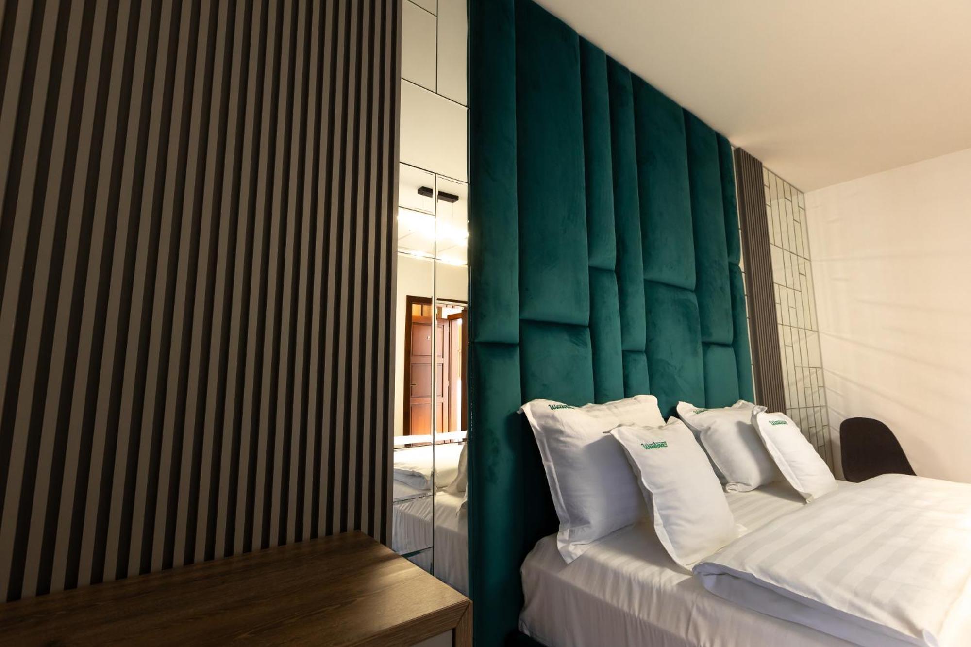 Wanderer Sighisoara Hotel Bagian luar foto