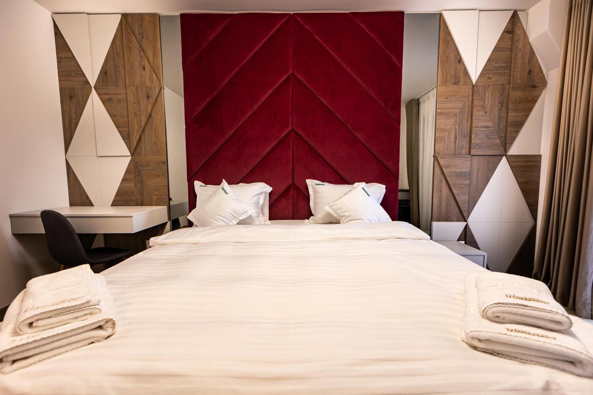 Wanderer Sighisoara Hotel Bagian luar foto