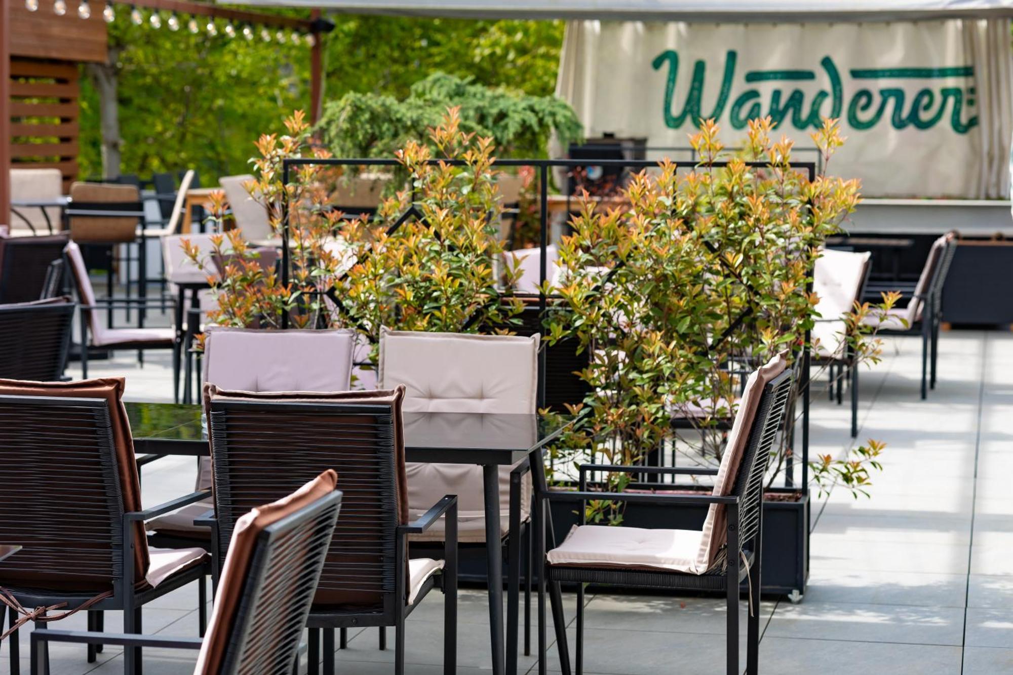 Wanderer Sighisoara Hotel Bagian luar foto