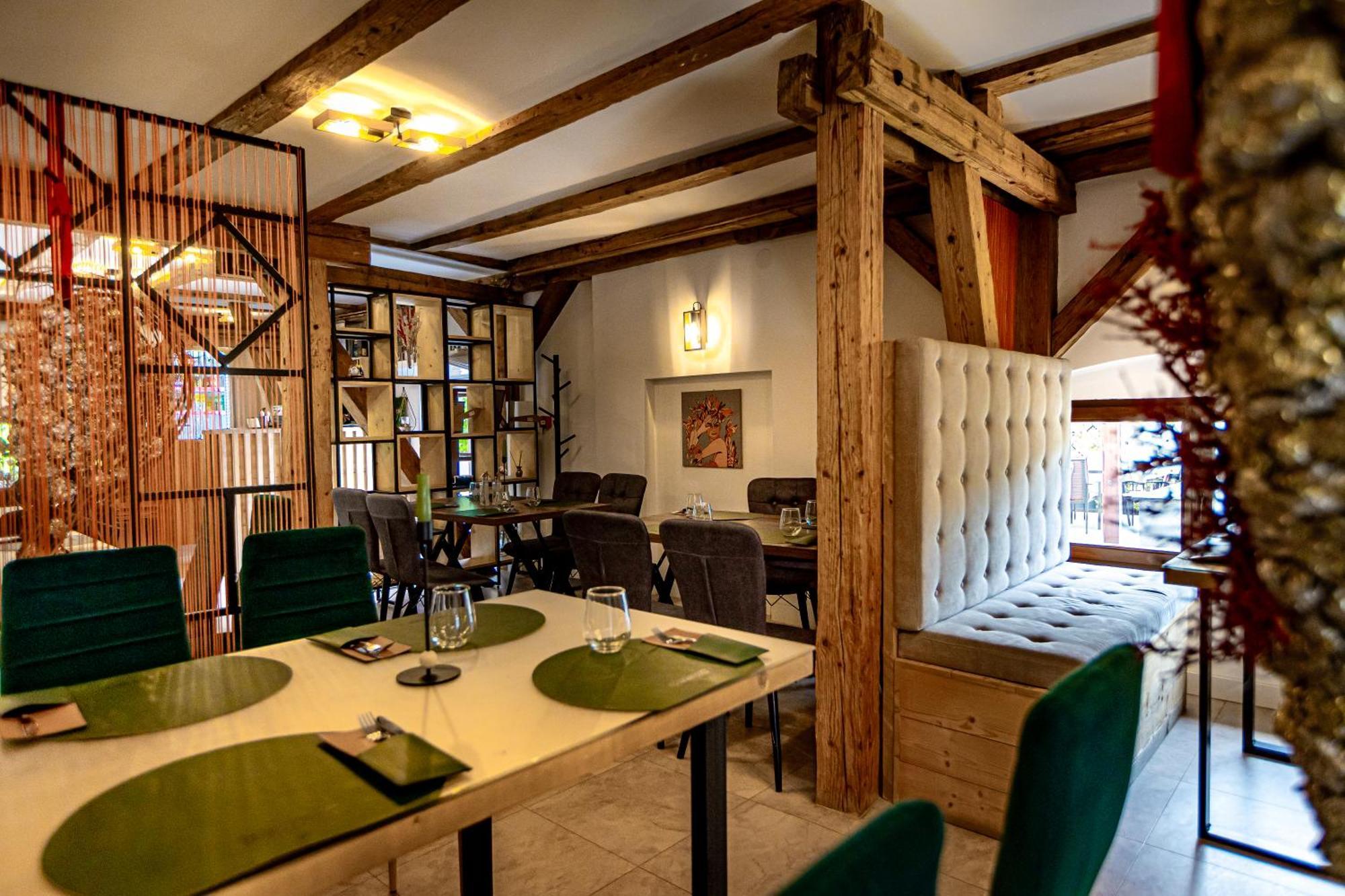 Wanderer Sighisoara Hotel Bagian luar foto