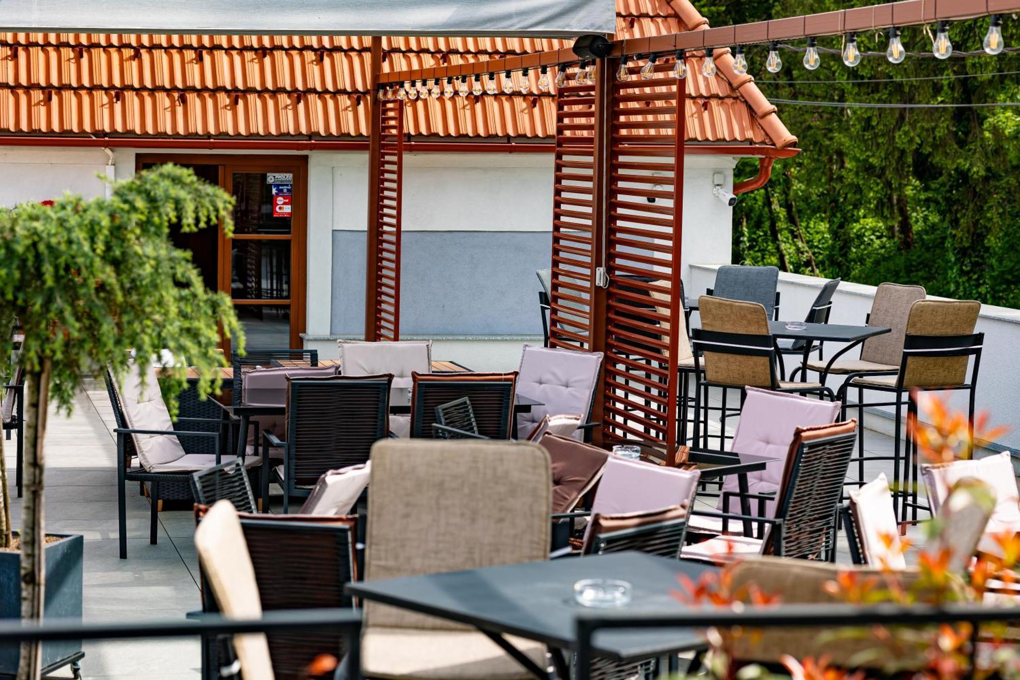 Wanderer Sighisoara Hotel Bagian luar foto